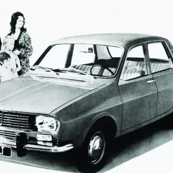 En el año de 1985, el gobierno decide descentralizar algunas empresas paraestatales con el fin de eliminar gastos y subsidios, una de ellas fue Renamex, mejor conocida como Renault.