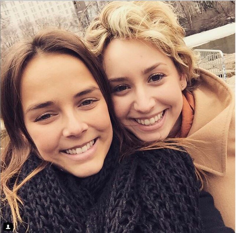 Jazmin lleva una gran relación con su prima Pauline Ducruet, quien también vive en NY.