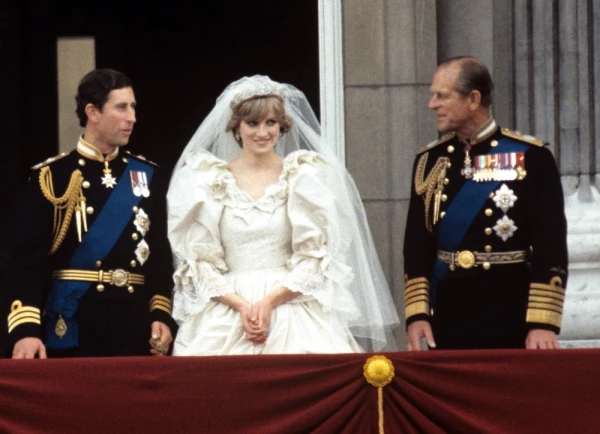 Príncipe Carlos, princesa Diana y el duque de Edimburgo