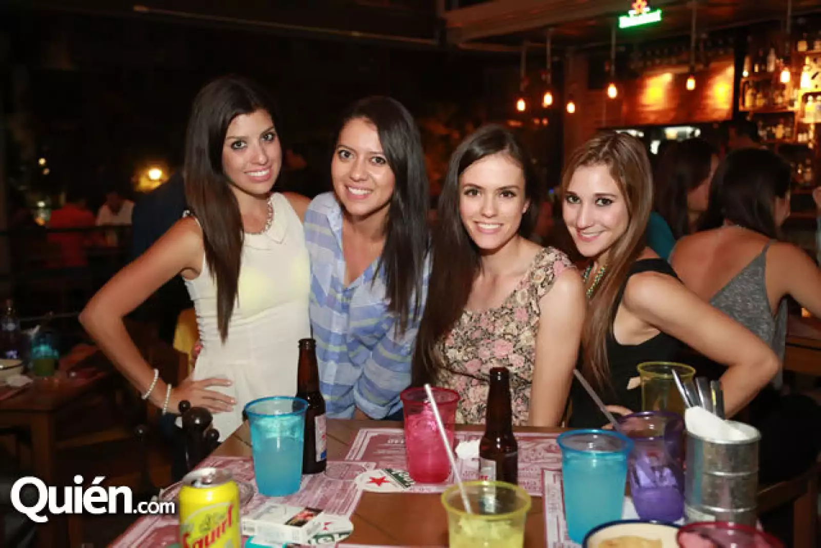 Andrea Pimentel,Estefanía Cantero,Ingrid González y Fernanda Díaz