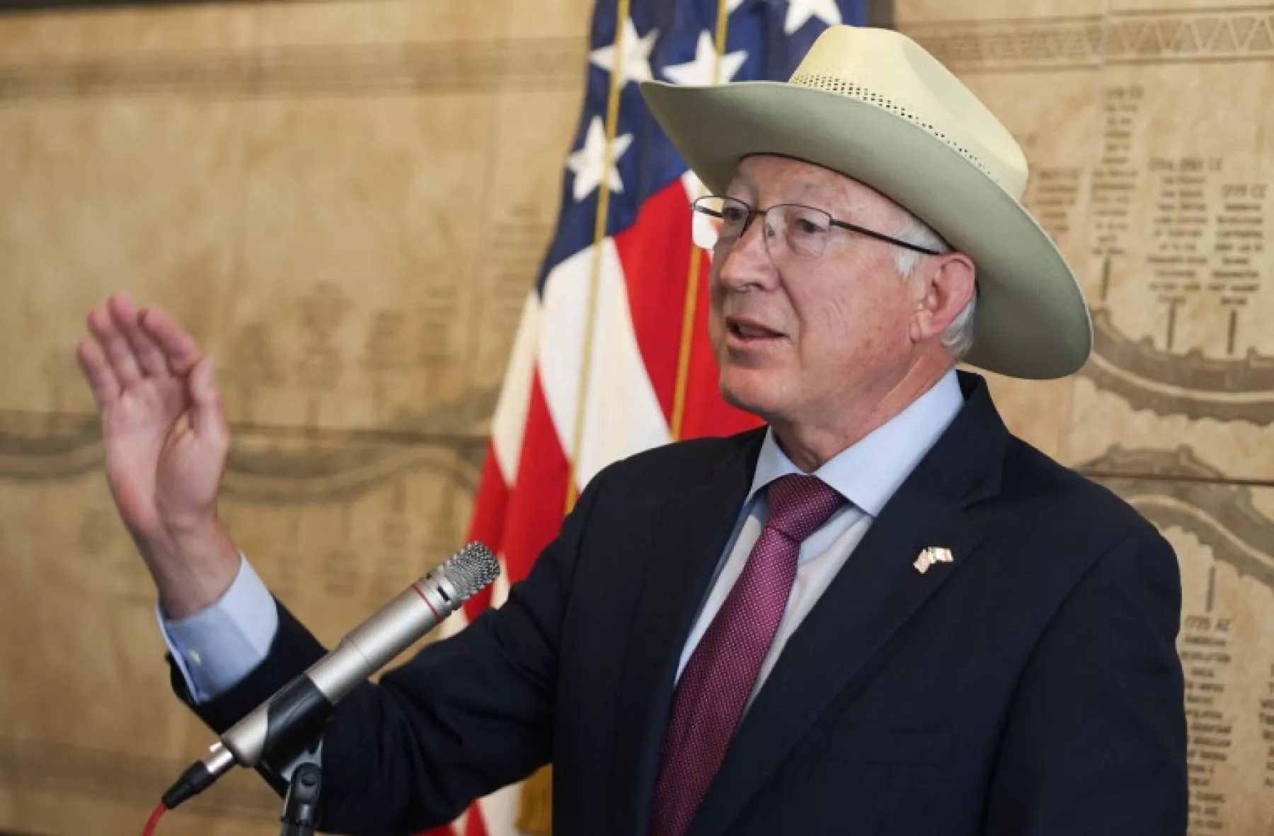 El Embajador de Estados Unidos en México, Ken Salazar, responde a AMLO por violencia en Sinaloa