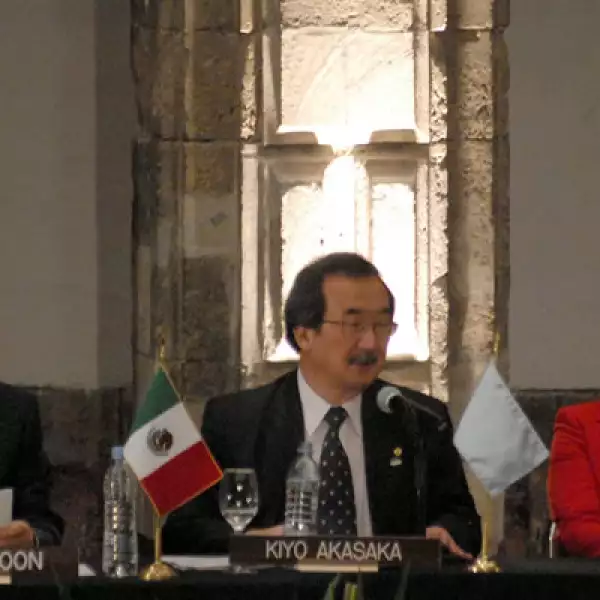 Ban Ki-Moon, secretario general de la ONU, visita la Ciudad de México con motivo de la 62 Conferencia Anual NPI/ONG, titulada "¡Desarme Ahora! Trabajemos por la Paz y el Desarrollo" que se llevó a cabo el miércoles.
