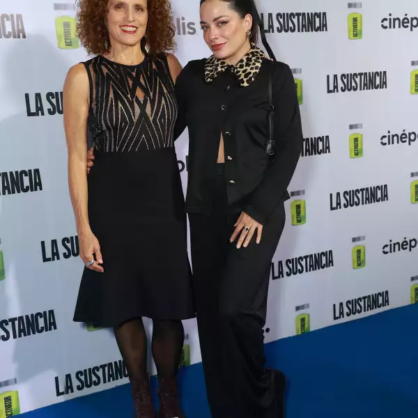 Claudette Maillé y Luisiana López 