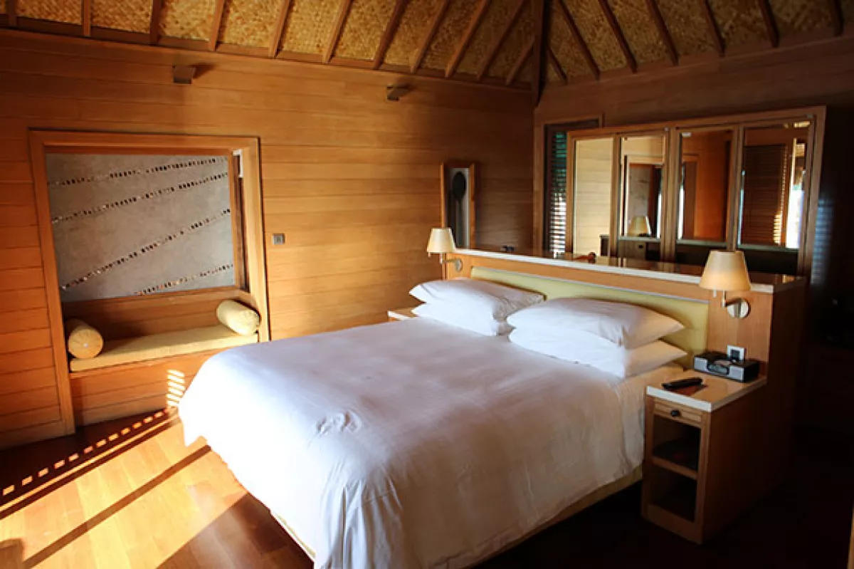 Aunque el lugar es completamente de madera, tiene todos los lujos de un hotel exclusivo.