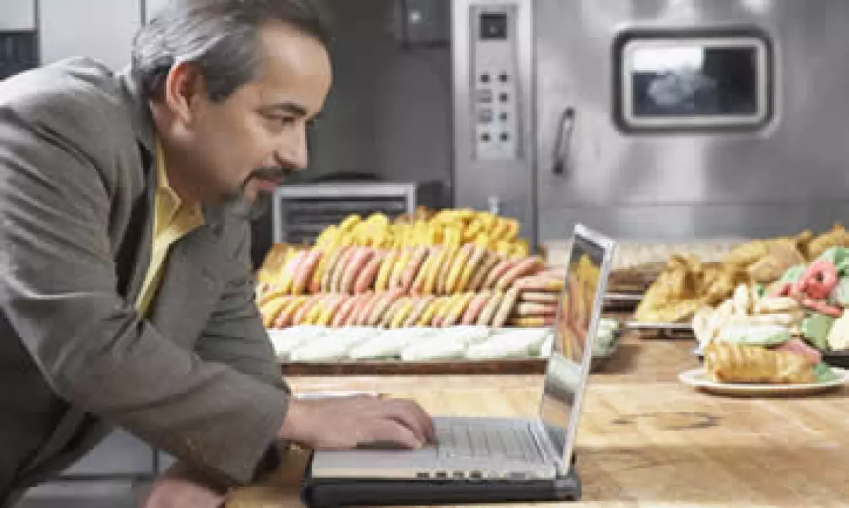 Antes de contratar almacenaje en la nube corrobora la información de la empresa que será tu soporte. (Foto: Thinkstock)