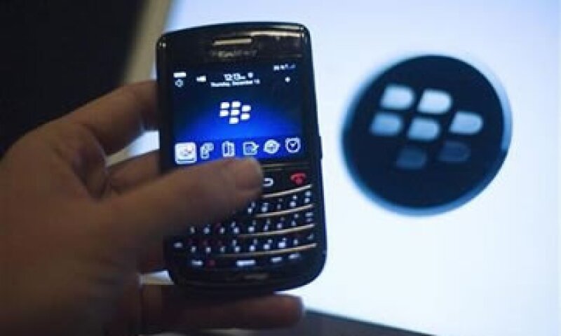 Blackerry reconoce que está perdiendo su característica de ser un teléfono para ejecutivos. (Foto: Reuters)
