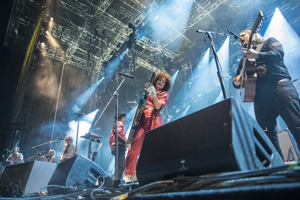 Arcade Fire.
