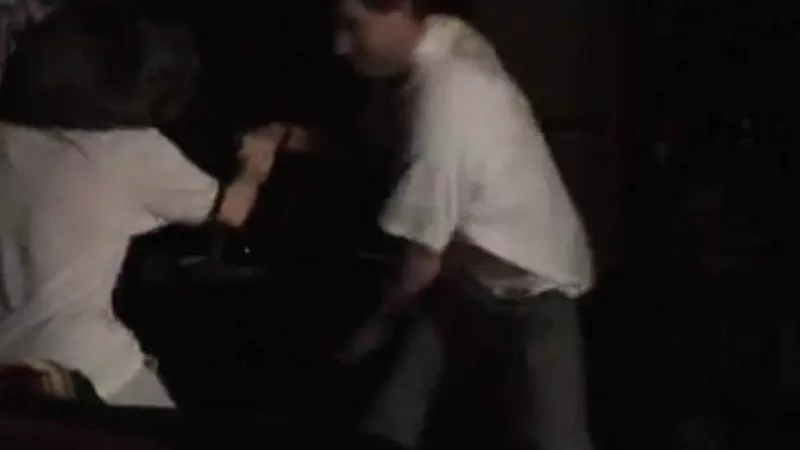 EU - juez de Texas - paliza hija