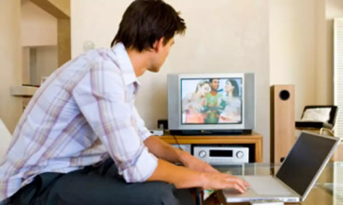 Los ingresos de las participantes de la televisión restringida alcanzaron los 46,372 mdp  al cierre del 2012 (Archivo)