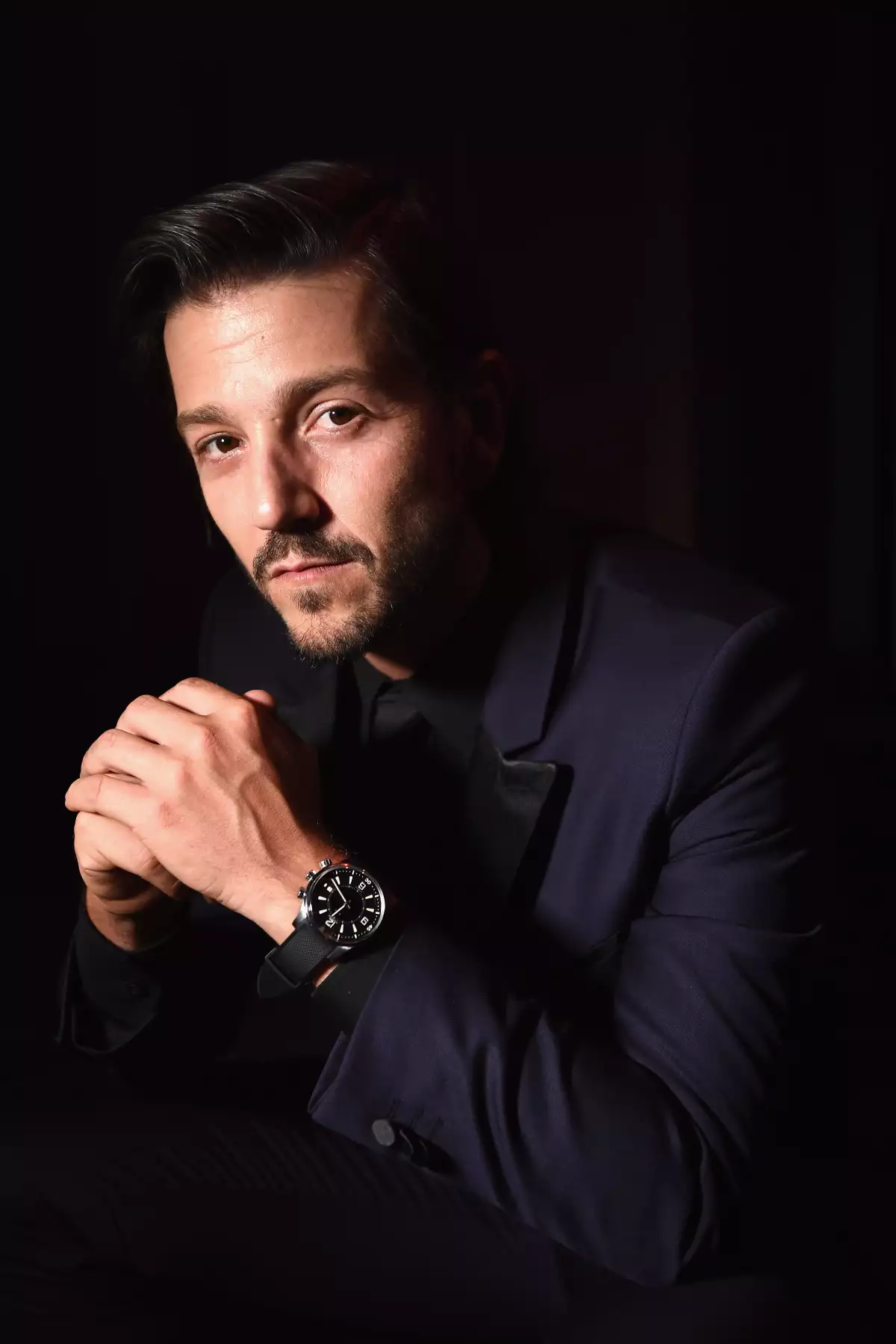 Diego Luna comparte foto nunca antes vista con su mamá