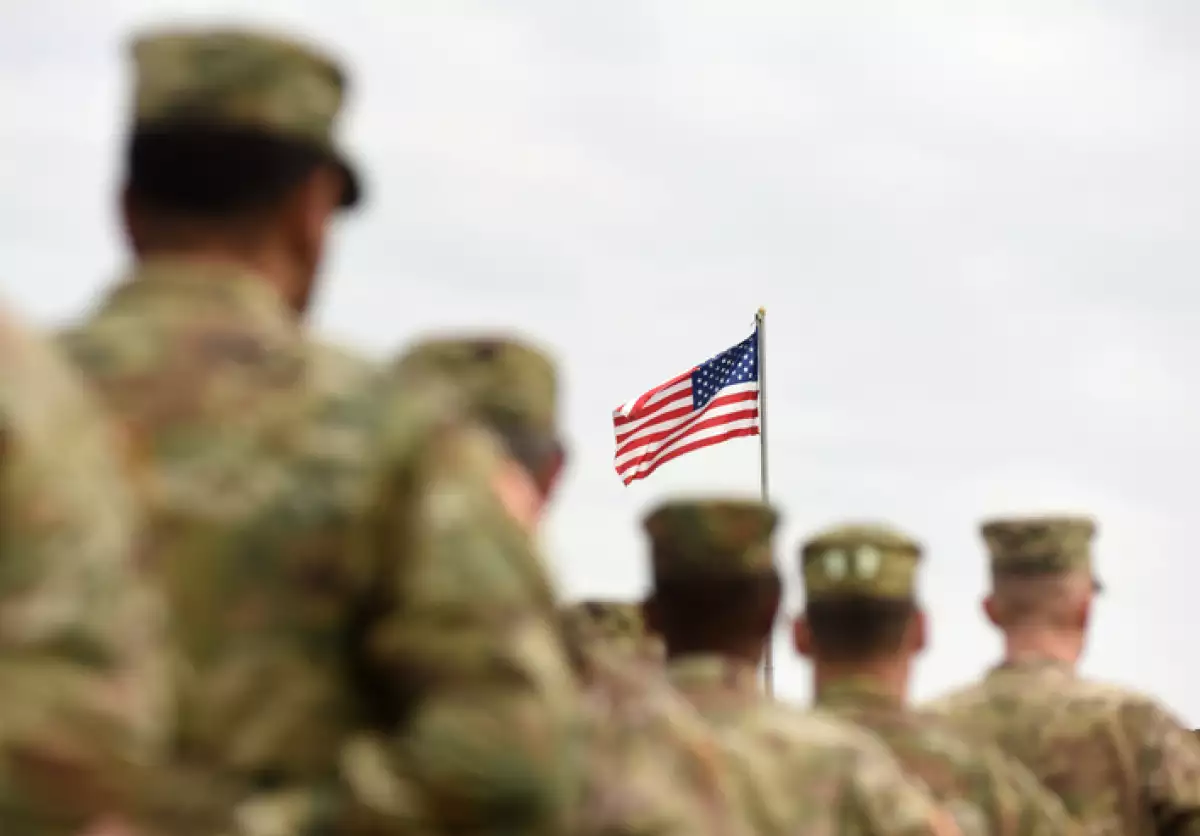 Militares
