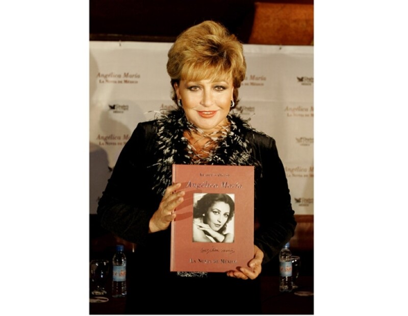 Angélica María fue llamada por mucho tiempo La novia de México.