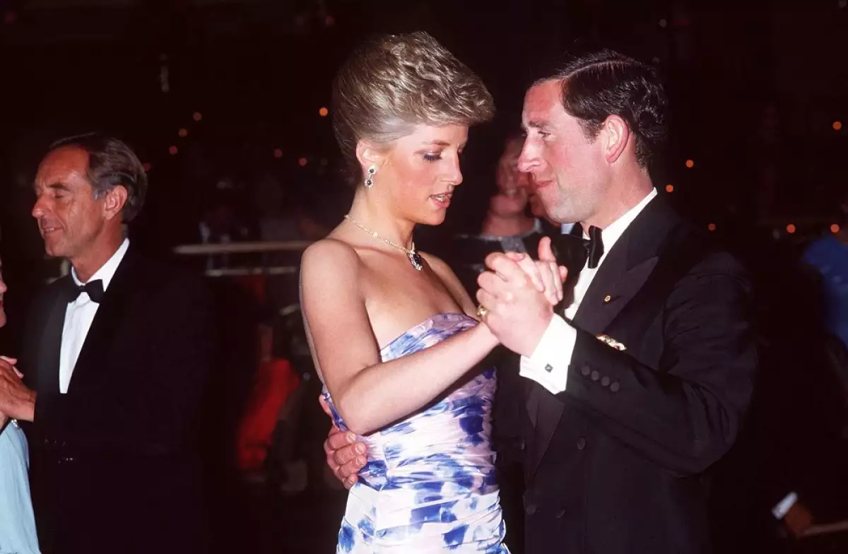 Princesa Diana y el príncipe Carlos