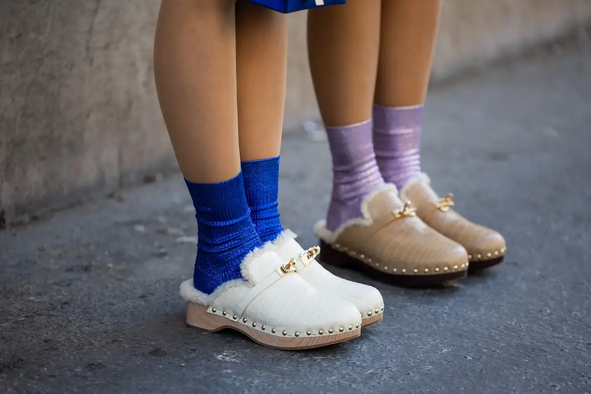 Street Style - Paris Fashion Week - Womenswear Fall/Winter 2025/2026 - Day Six
