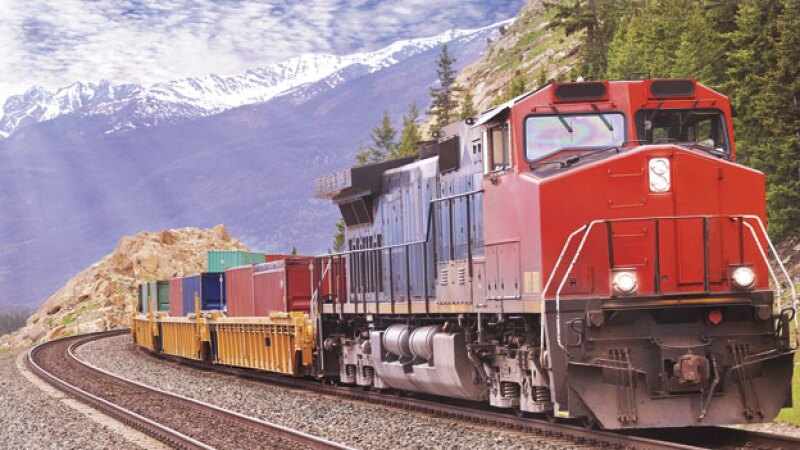 El ferrocarril integra las aglomeraciones de la población y actividad económica.
