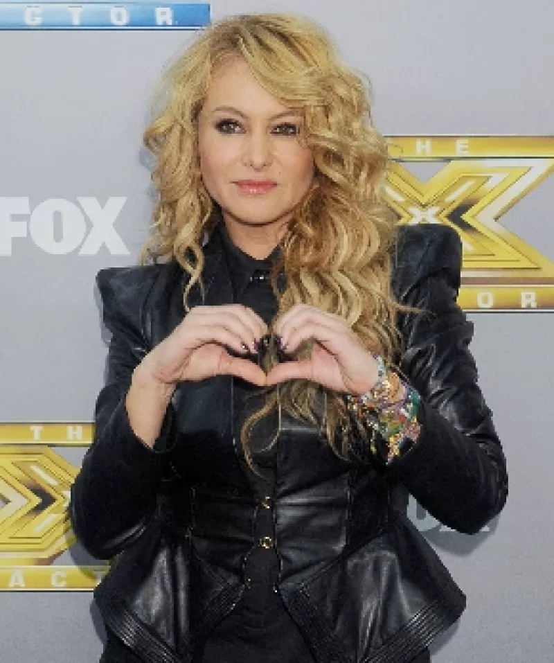 Luego de las manifestaciones contra el régimen venezolano que provocaron varios muertos, cantantes han levantado la voz apoyando a los opositores.