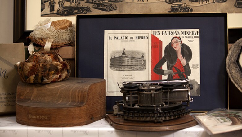 El Palacio de Hierro conserva objetos de principios del siglo XX, que planea mostrar al público en una exposición para conmemorar el 125 aniversario de la tienda departamental.