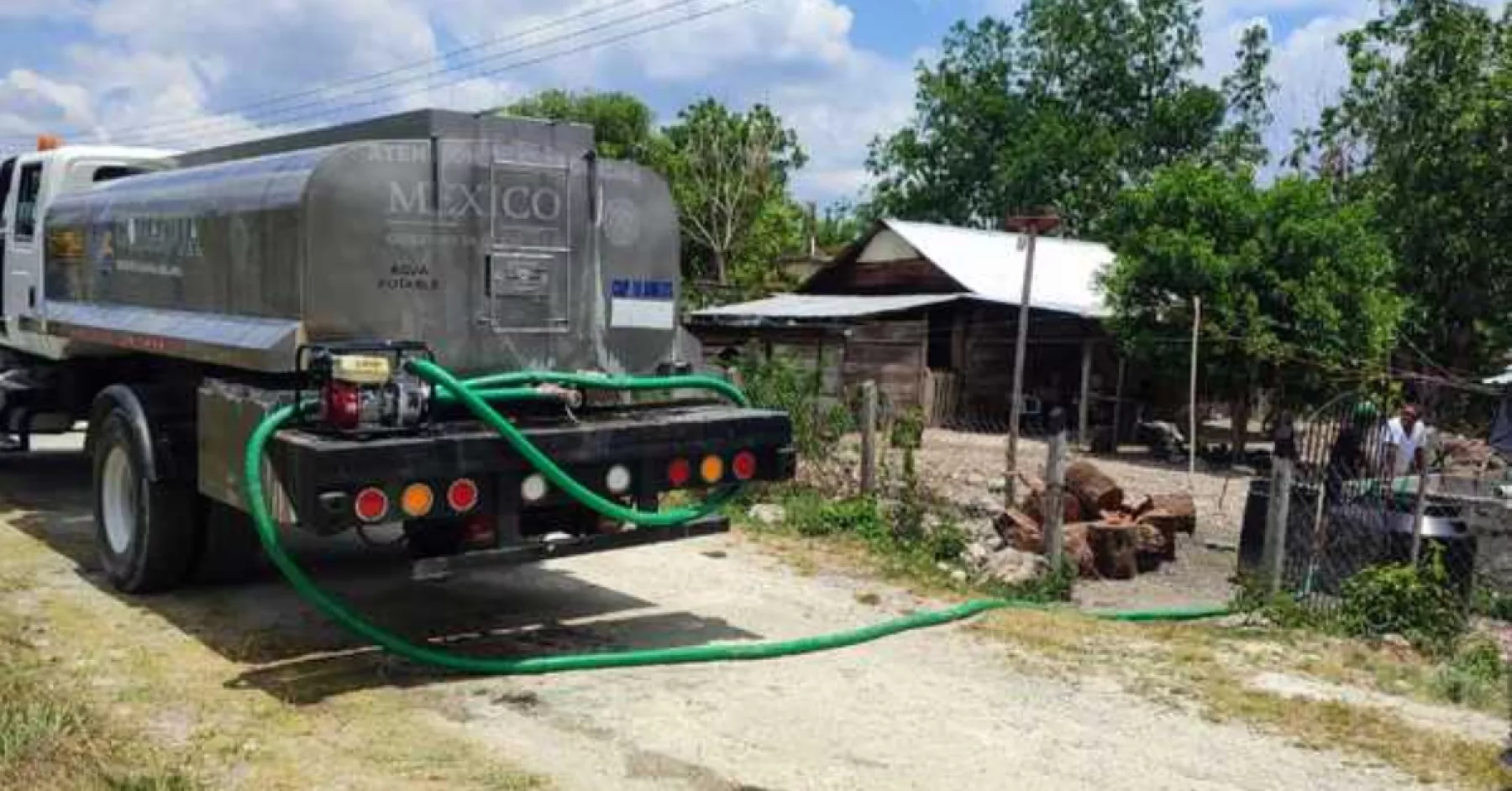 carros-tanque-conagua-.jpg