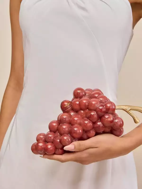 Bolsa de uvas.jpg