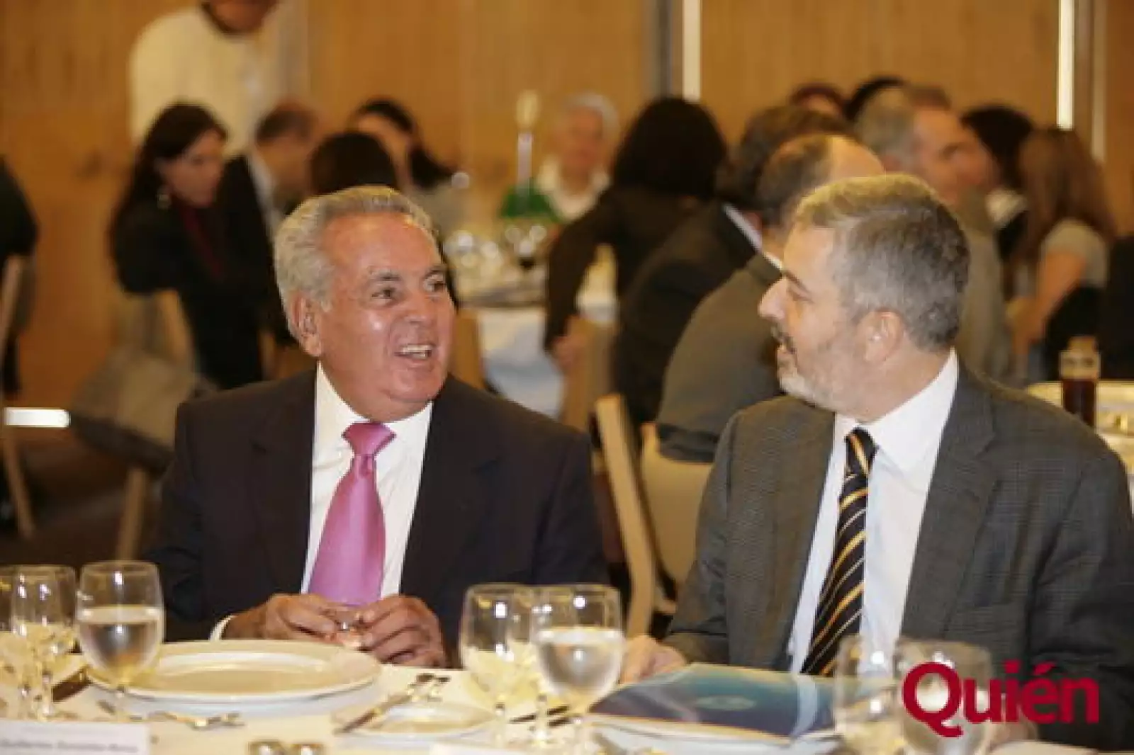 Guillermo González Nova, Magdy Martínez