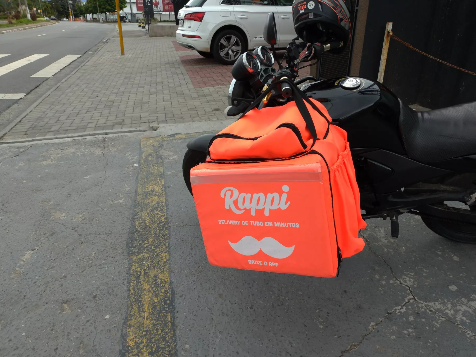 Mochila de repartidor de Rappi