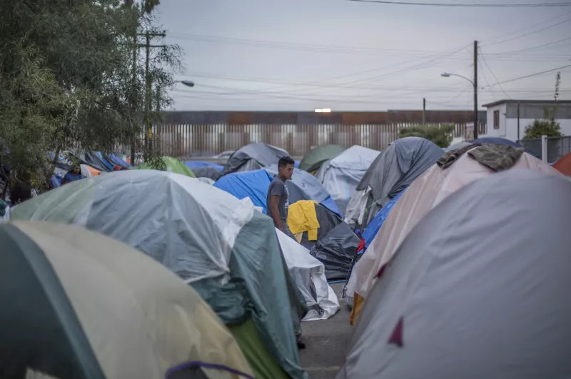 A un paso de Estados Unidos 