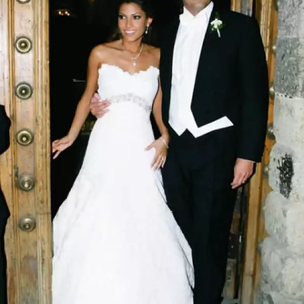 SYLVANA BELTRONES Y PABLO ESCUDERO: MEXICANOS AL GRITO DE MANLIO. La hija de Manlio Fabio Beltrones, coordinador de los priistas en el Senado, podría presumir para la posteridad que en su boda asistieron más de 600 invitados, entro los que se encontraba l