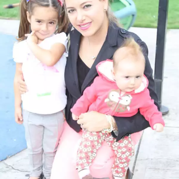 Jimena Jiménez con Roberta y Romina Rodríguez
