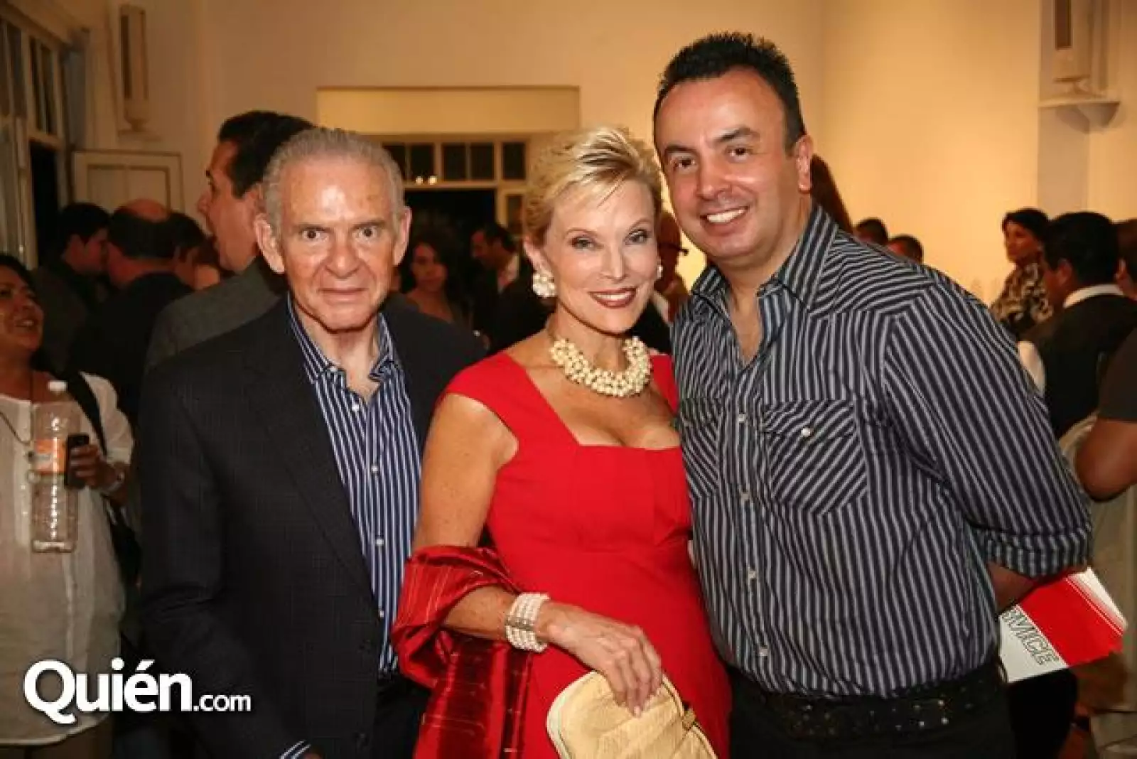 León Bessudo,Raquel Bessudo,Agustín Portillo