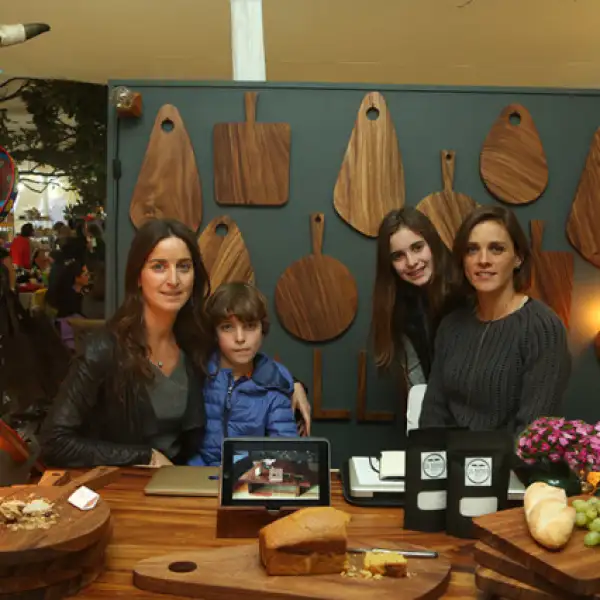 Gabriela Cuevas, Santiago Romandía, Diana Romandía y Mariana Alvarado
