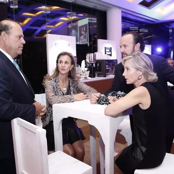 Cata Ayúdate a dar