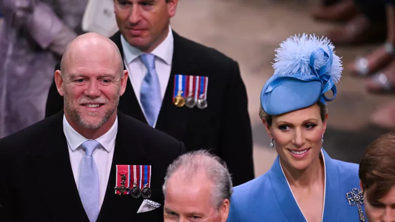 Mike y Zara Tindall en la Coronación del rey Carlos III