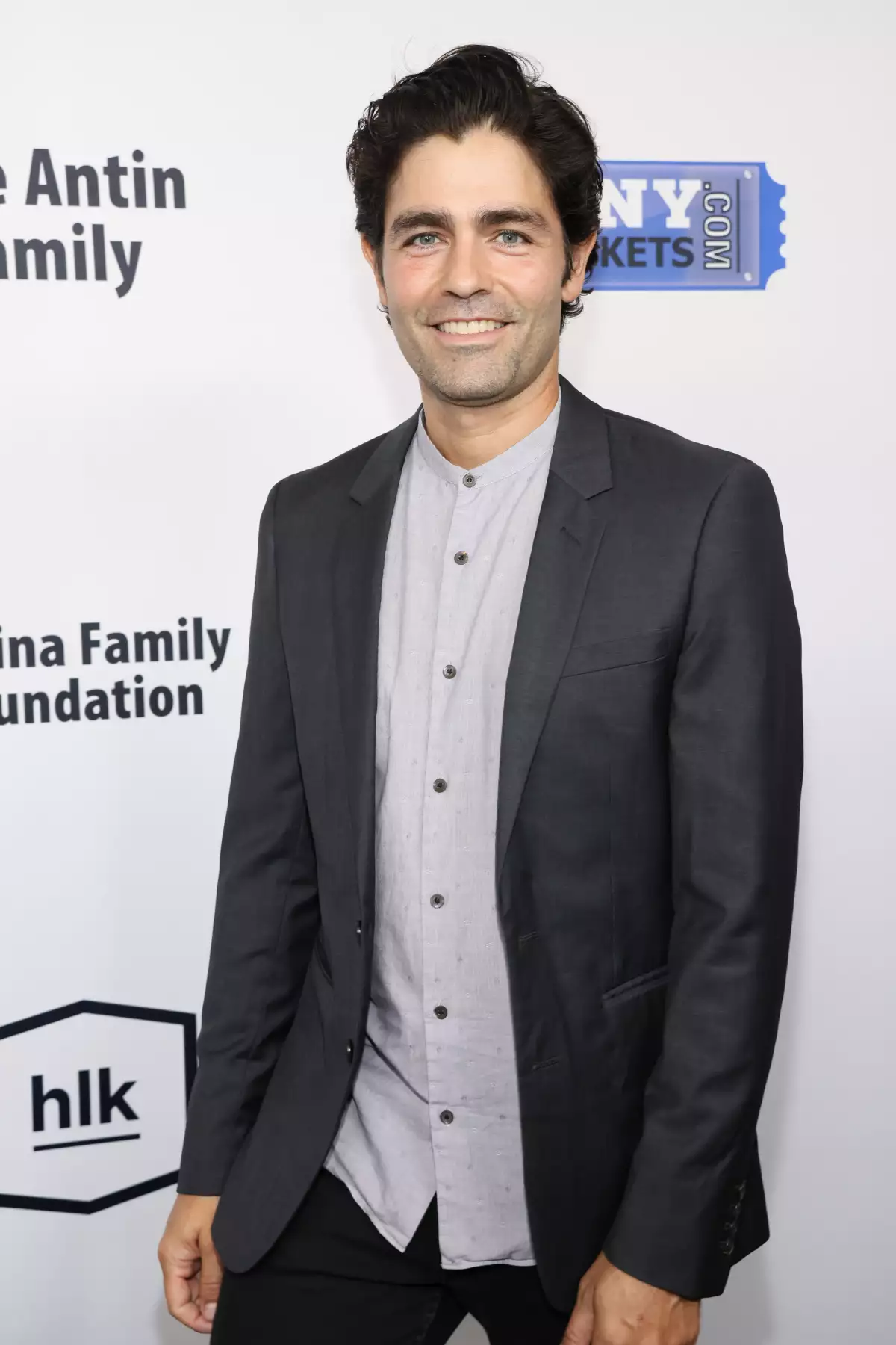 Adrian Grenier