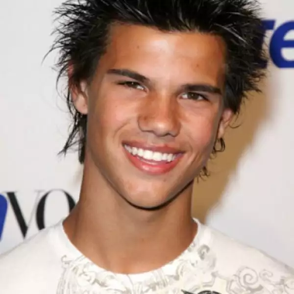 2005. A los 13 años.