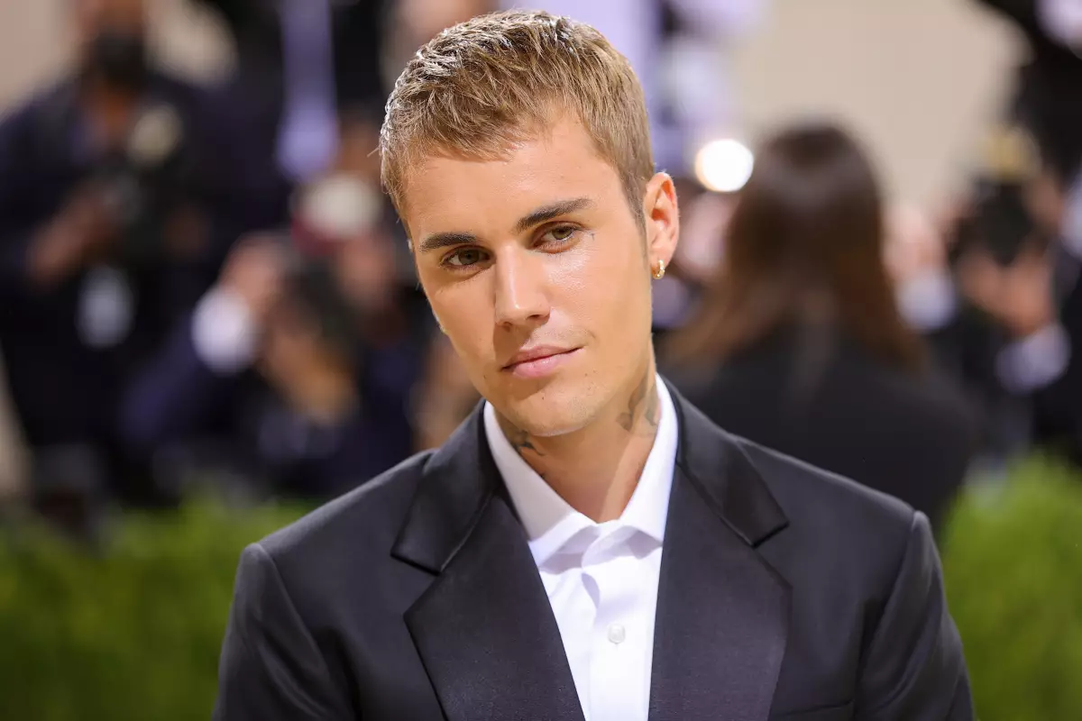 The 2021 Met Gala Celebrating In America: A Lexicon Of Fashion - Arrivals