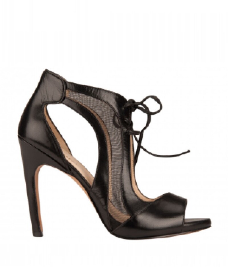 Zapatos en piel, Nine West, $1,990; centros comerciales.