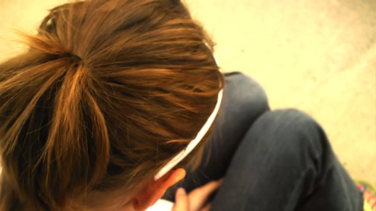 adolescente triste o deprimida
