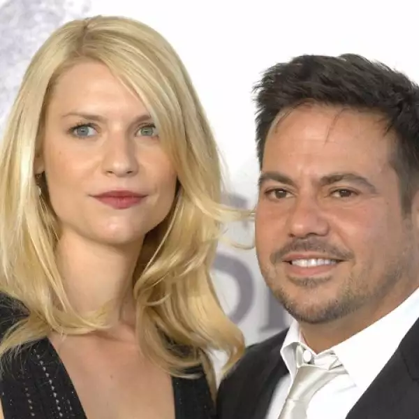 La actriz Claire Danes posó con el diseñador Narciso Rodríguez.