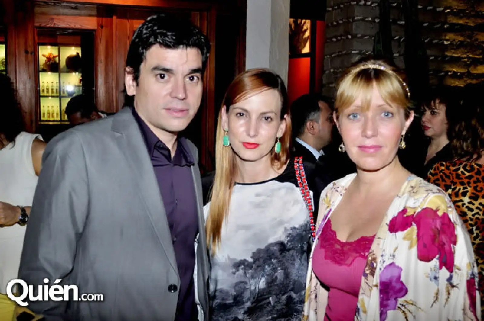 Arturo Moyeda, Mónica de Moyeda y Claudia Tapia Castelo