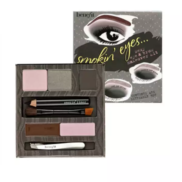 Para la temporada de fiestas, un kit para lograr unos perfectos`smokey eyes´.