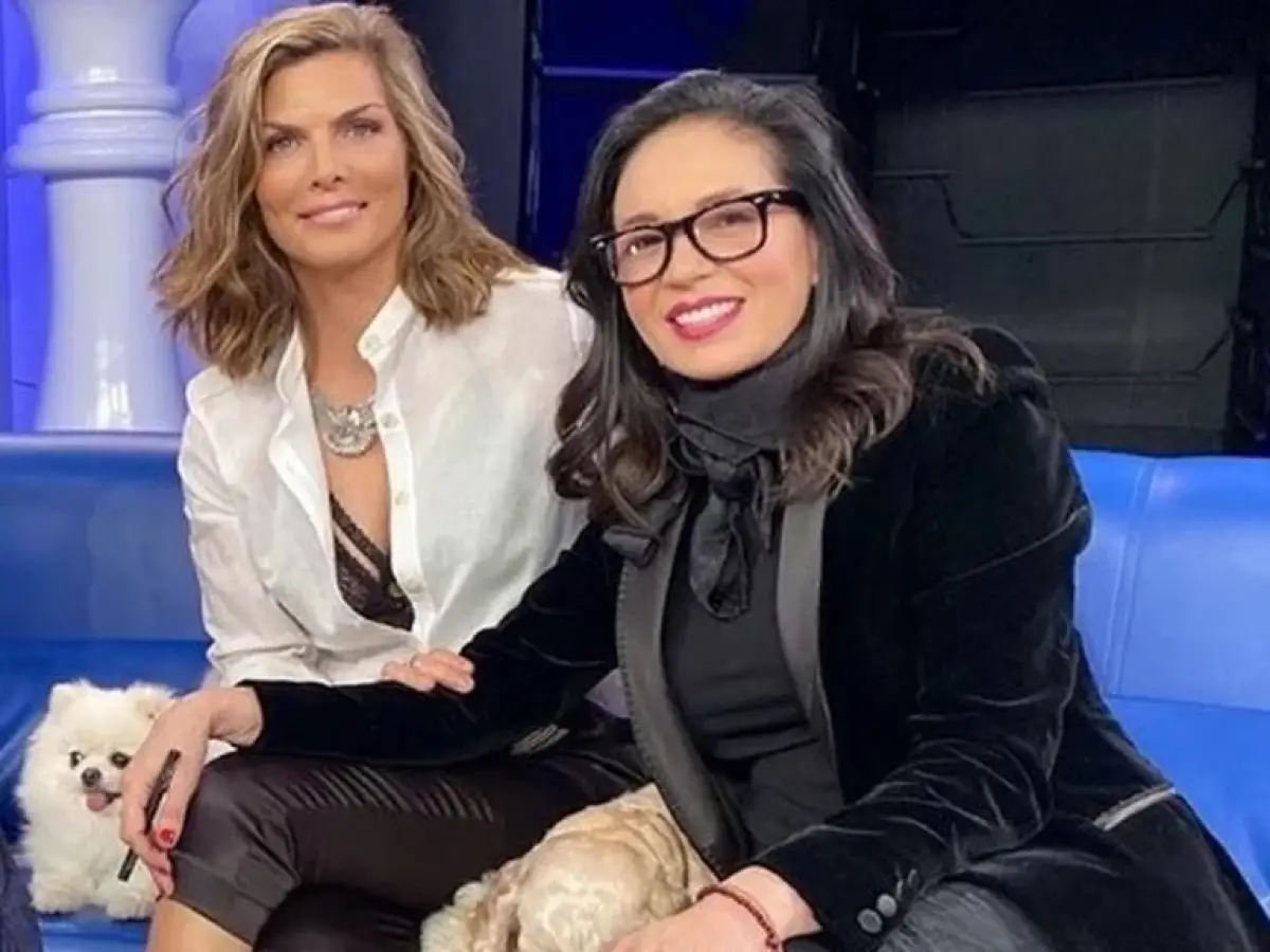 Montserrat Oliver y Yolanda Andrade
