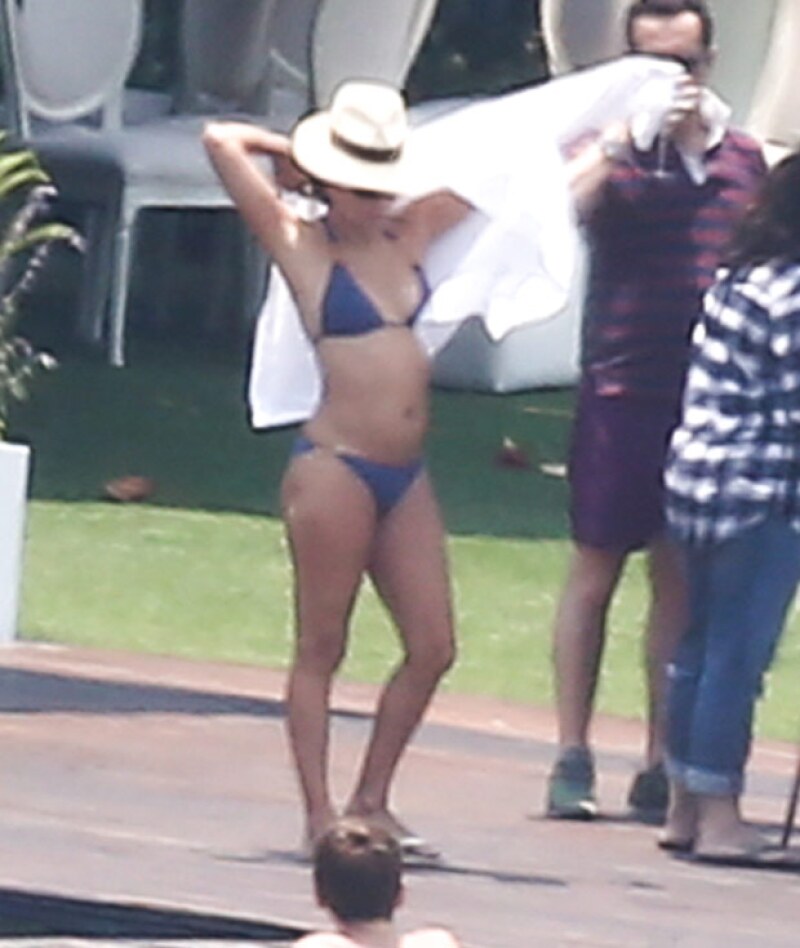 Eva Longoria presumió su cuerpo de envidia con un bikini.