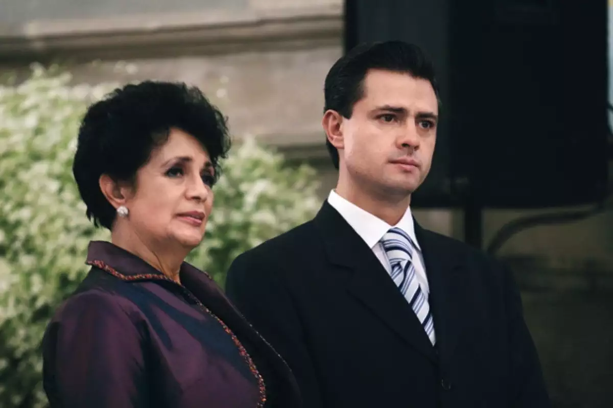 Doña Socorro siempre apoya a su hijo.