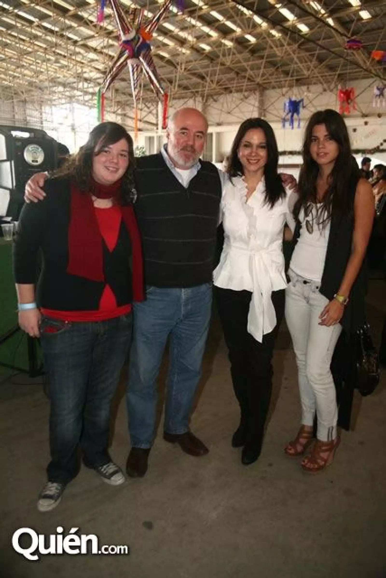 Fernanda Cloutier,Miguel Cloutier,Mely Cloutier,Carmen Cloutier