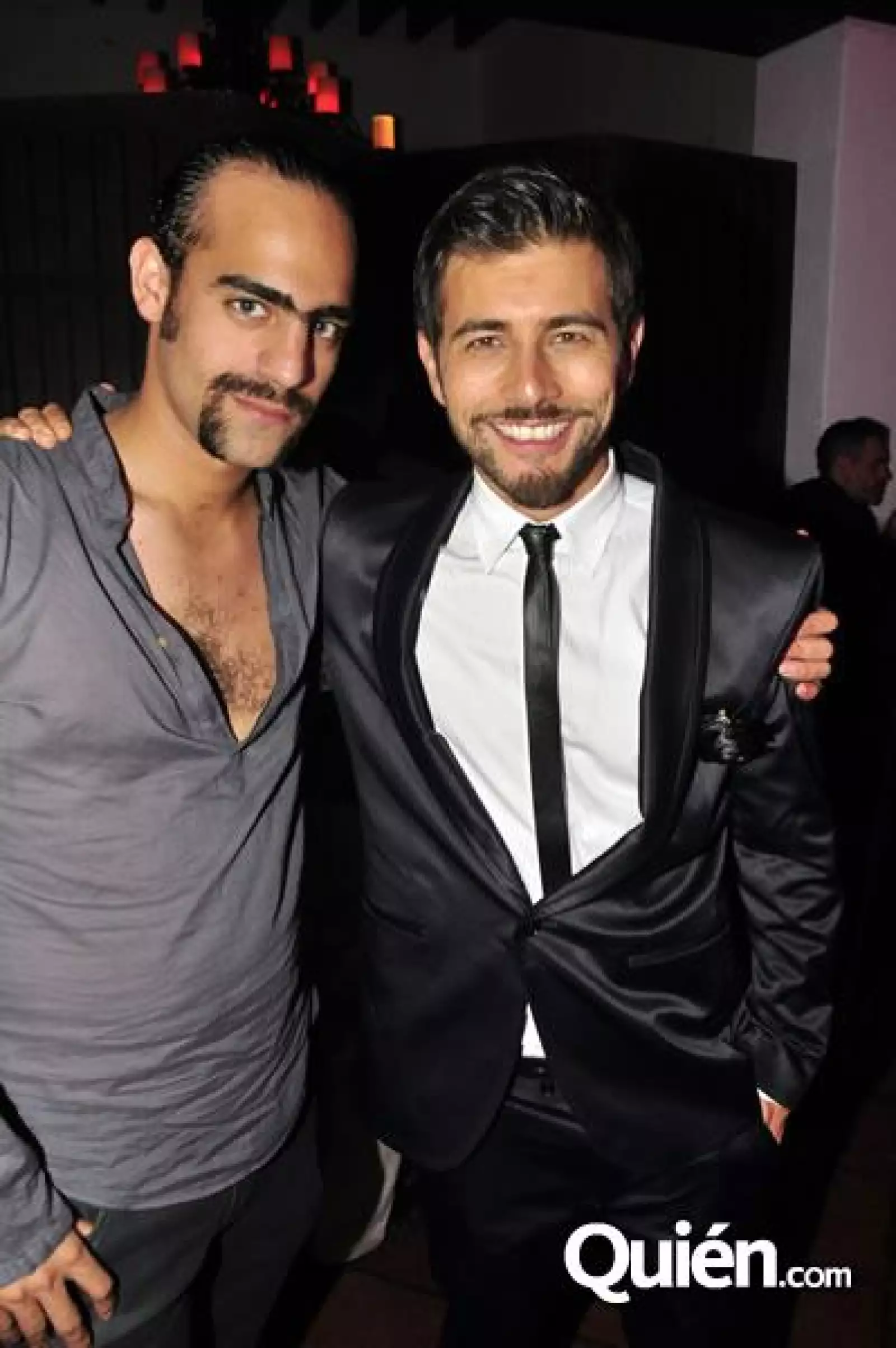 Presentación de la serie MORIR EN MARTES