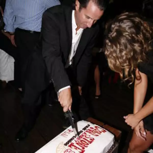 Ludwika Paleta, Plutarco Haza