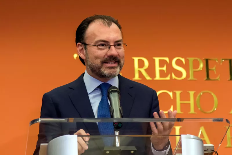 El Secretario de Hacienda, Luis Videgaray, dijo que la reforma fiscal debe combatir la informalidad. (Foto: Notimex)