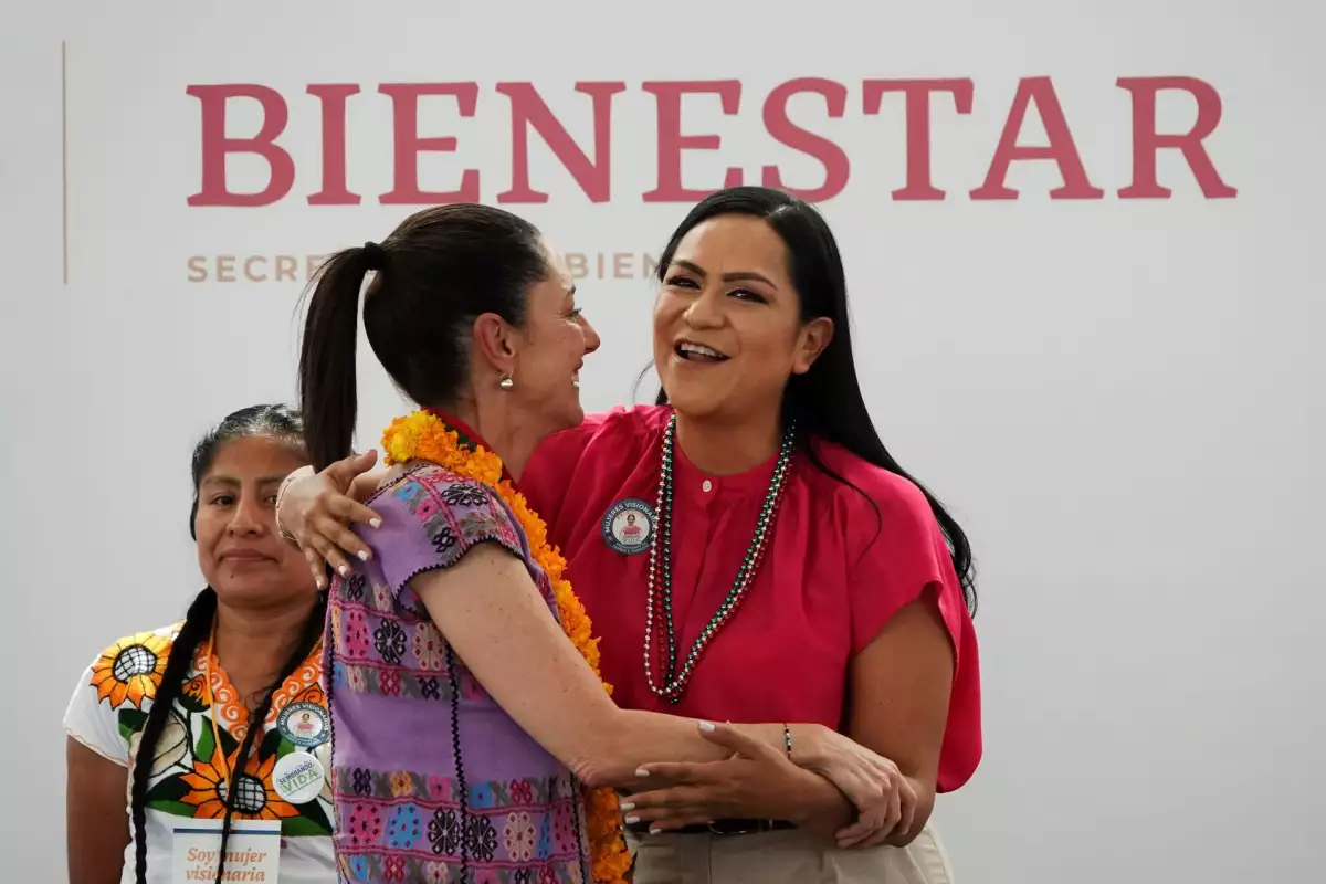 Sheinbaum-y-Ariadna-Montiel