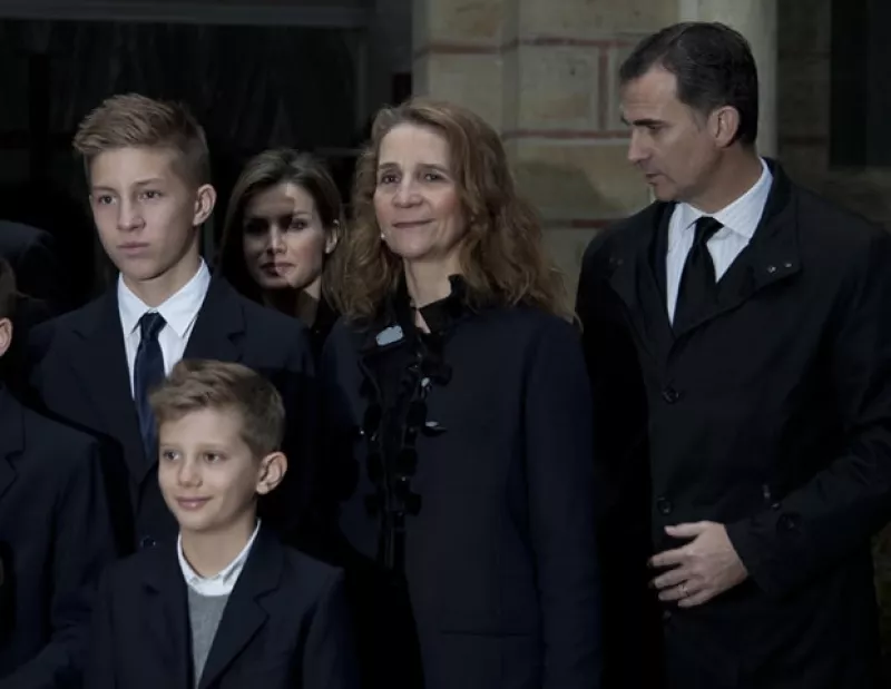 El día de ayer se cumplieron 50 años del fallecimiento del rey Pablo de Grecia. A tal evento asistieron miembros importantes como la Reina Sofía, los Príncipes de Asturias y las infantas.