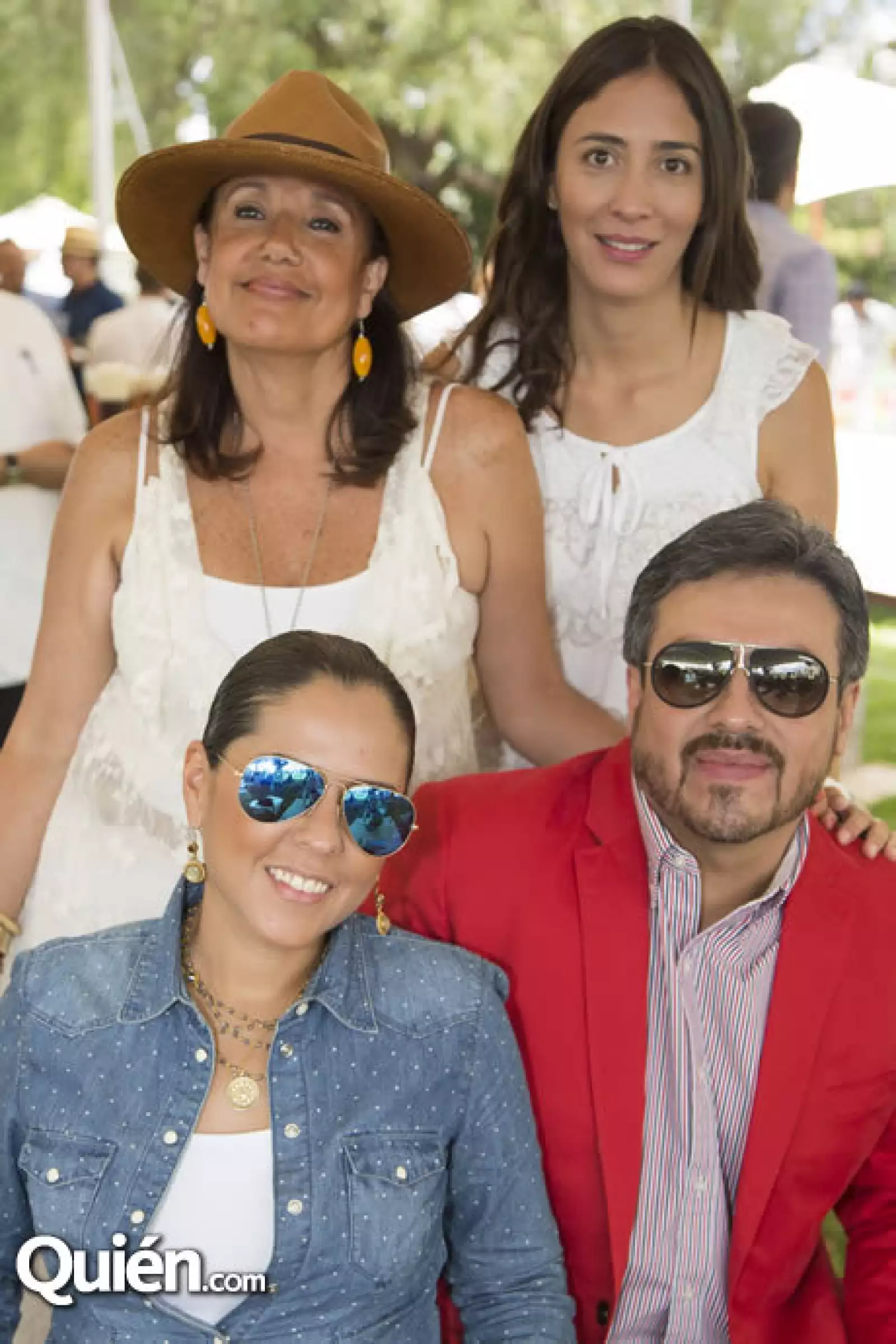 Cecy Suárez,Minna del Río,Giovanna Canela,Luis Morales